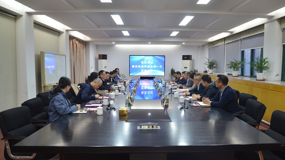11月，漯河理工大学襄阳科技学院.JPG